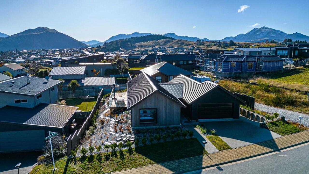 瓦纳卡Kikorangi Mountain Vista别墅 外观 照片
